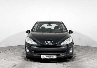 Подержанный автомобиль Peugeot 308 Hatchback 2010 года (2 фото)