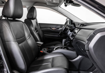 Подержанный автомобиль Nissan X-Trail 2020 года (20 фото)