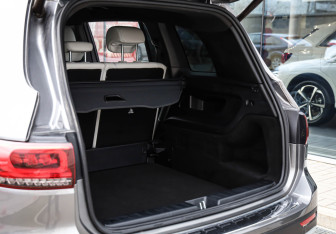 Подержанный автомобиль Mercedes-Benz GLB 2020 года (20 фото)