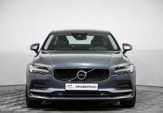 Подержанный автомобиль Volvo S90 2018 года (2 фото)