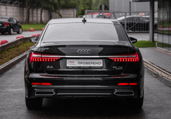 Подержанный автомобиль Audi A6 Sedan 2021 года (7 фото)