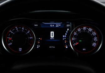 Подержанный автомобиль Dodge Challenger 2020 года (34 фото)