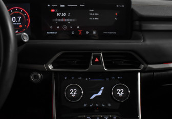 Подержанный автомобиль Exeed TXL 2023 года (17 фото)