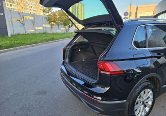 Подержанный автомобиль Volkswagen Tiguan 2020 года (8 фото)