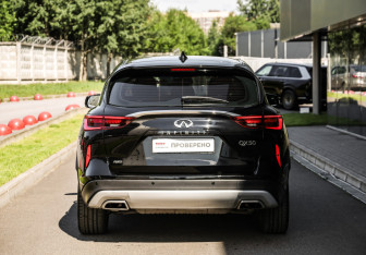 Подержанный автомобиль Infiniti QX50 2019 года (7 фото)