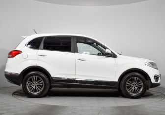 Подержанный автомобиль Chery Tiggo 5 2016 года (4 фото)