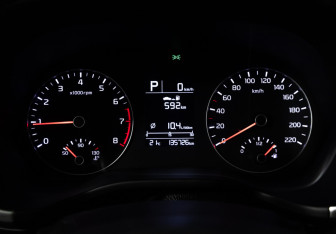 Подержанный автомобиль Kia Rio Hatchback 2021 года (12 фото)
