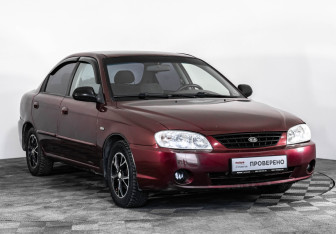 Подержанный автомобиль Kia Spectra Sedan 2008 года (3 фото)
