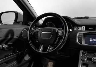 Подержанный автомобиль Land Rover Range Rover Evoque 2013 года (15 фото)