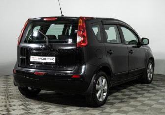Подержанный автомобиль Nissan Note 2008 года (5 фото)