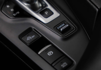 Подержанный автомобиль Infiniti QX50 2018 года (20 фото)