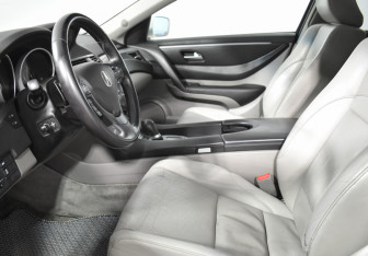 Подержанный автомобиль Acura ZDX 2012 года (10 фото)