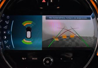 Подержанный автомобиль MINI Countryman 2021 года (19 фото)