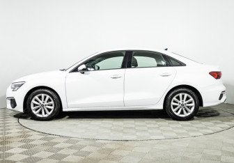 Подержанный автомобиль Audi A3 Sedan 2021 года (8 фото)