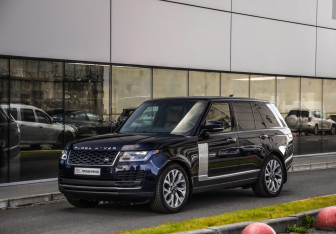 Подержанный автомобиль Land Rover Range Rover 2019 года (3 фото)