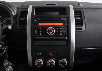 Подержанный автомобиль Nissan X-Trail 2012 года (16 фото)