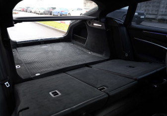 Подержанный автомобиль Audi A7 2018 года (31 фото)