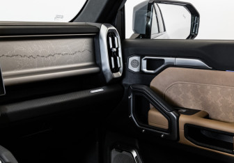 Подержанный автомобиль Jetour T2 2024 года (14 фото)