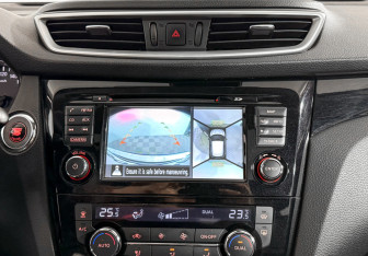 Подержанный автомобиль Nissan Qashqai 2014 года (17 фото)