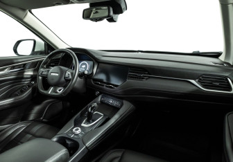 Подержанный автомобиль Haval F7 2022 года (9 фото)