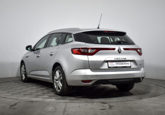 Подержанный автомобиль Renault Megane Wagon 2016 года (7 фото)