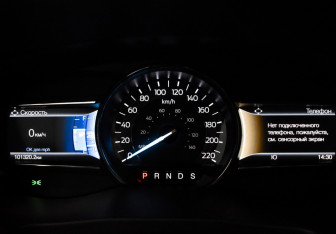 Подержанный автомобиль Ford Explorer 2019 года (21 фото)