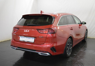 Подержанный автомобиль Kia Ceed Wagon 2021 года (5 фото)