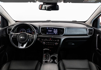 Подержанный автомобиль Kia Sportage 2021 года (12 фото)