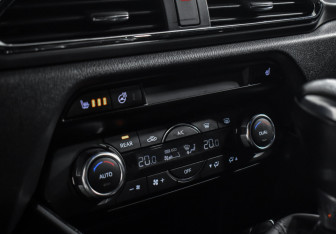Подержанный автомобиль Mazda CX-9 2017 года (22 фото)