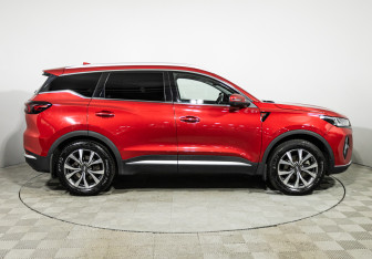 Подержанный автомобиль Chery Tiggo 7 Pro Max 2023 года (4 фото)