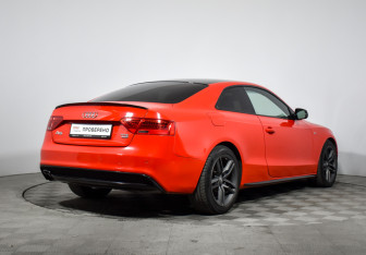Подержанный автомобиль Audi A5 Coupe 2014 года (5 фото)