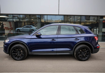 Подержанный автомобиль Audi Q5 2018 года (7 фото)