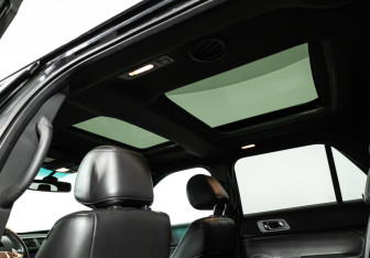 Подержанный автомобиль Ford Explorer 2014 года (21 фото)