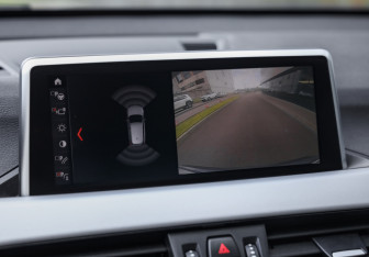 Подержанный автомобиль BMW X1 2019 года (18 фото)