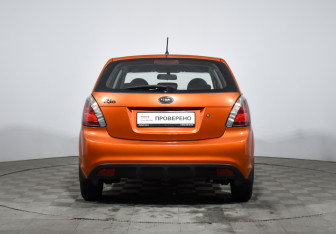 Подержанный автомобиль Kia Rio Hatchback 2011 года (6 фото)