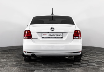 Подержанный автомобиль Volkswagen Polo Sedan 2017 года (6 фото)