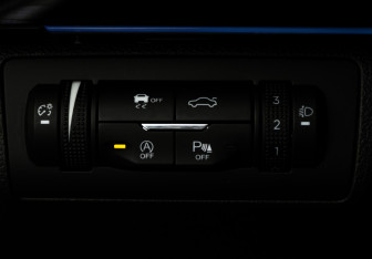 Подержанный автомобиль Exeed VX 2021 года (18 фото)