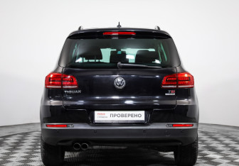 Подержанный автомобиль Volkswagen Tiguan 2016 года (6 фото)