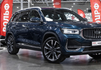 Подержанный автомобиль Geely Monjaro 2023 года (6 фото)