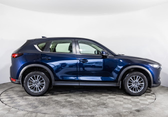Подержанный автомобиль Mazda CX-5 2017 года (4 фото)