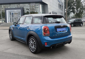 Подержанный автомобиль MINI Countryman 2017 года (6 фото)