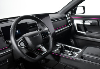 Подержанный автомобиль Jaecoo J7 2024 года (9 фото)