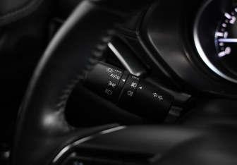 Подержанный автомобиль Mazda CX-5 2022 года (18 фото)