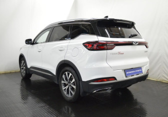 Подержанный автомобиль Chery Tiggo 7 Pro 2021 года (7 фото)