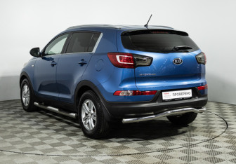 Подержанный автомобиль Kia Sportage 2013 года (7 фото)