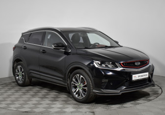 Подержанный автомобиль Geely Coolray 2021 года (3 фото)