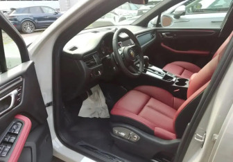 Новый Porsche Macan 2026 (3 фото)