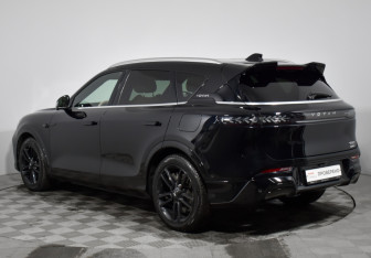 Подержанный автомобиль Voyah Free 2023 года (7 фото)