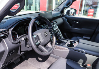 Новый Toyota Land Cruiser Suv 2026 (14 фото)