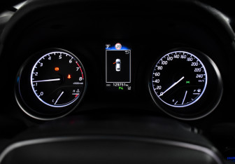 Подержанный автомобиль Toyota Camry Sedan 2021 года (19 фото)